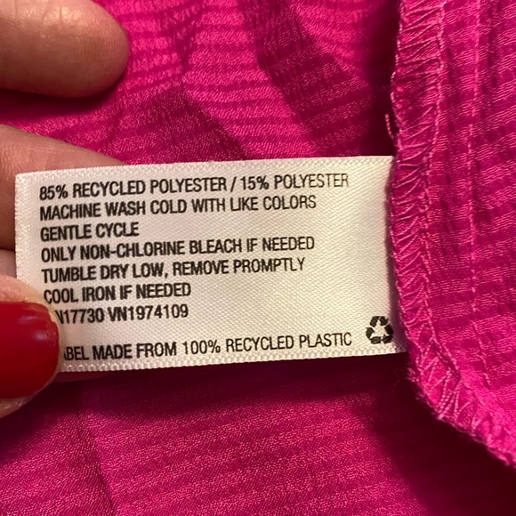 Wild fable shiny pink long sleeve shirt no buttons. XXL - Picture 7 of 7